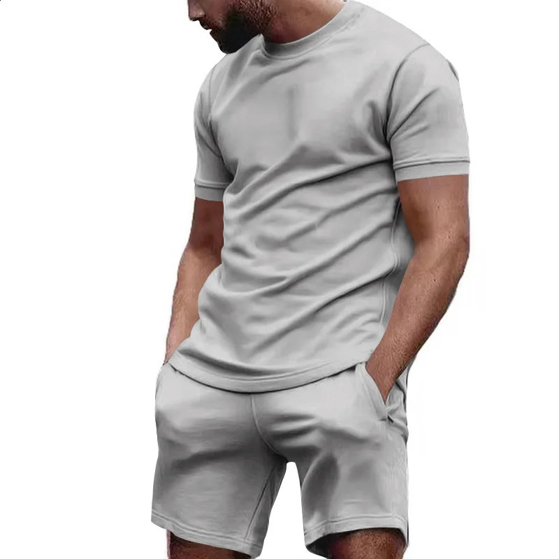 Summer mens sports shirt short sleeved Tshirtsports quick drying breathable cool fitness fashion twopiece set 240729