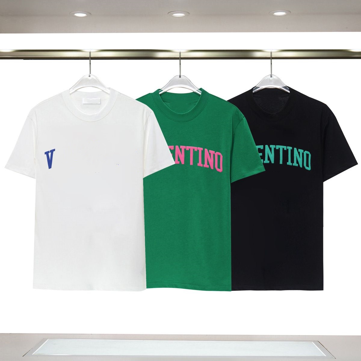 Designer Summer Mens T-shirt Classic V Women Floral logo embroidered round neck short sleeve