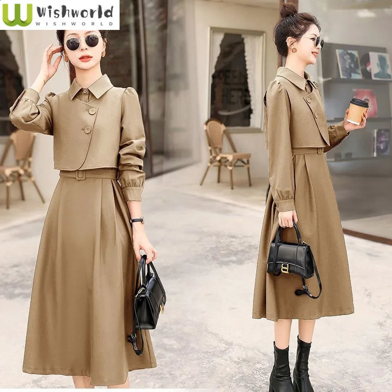 Spring and Automne British Retro Style Two Piece Set Robe Age Reducing Tank Top Long Robe Elegant Womens Set 240729