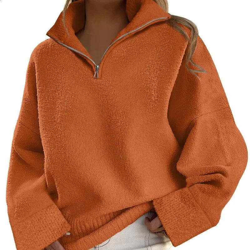 Pillumage des femmes d'automne et d'hiver à col à col ferme solide lâche pull brossé mode décontracté.