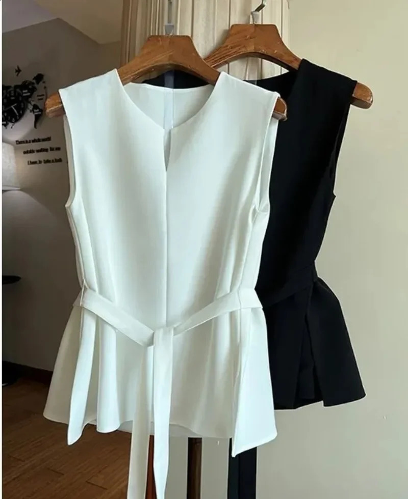 Casual womens 2024 summer solid color Vneck sleeveless splicing brushed asymmetric ultrathin floral shirt top Bl 240809