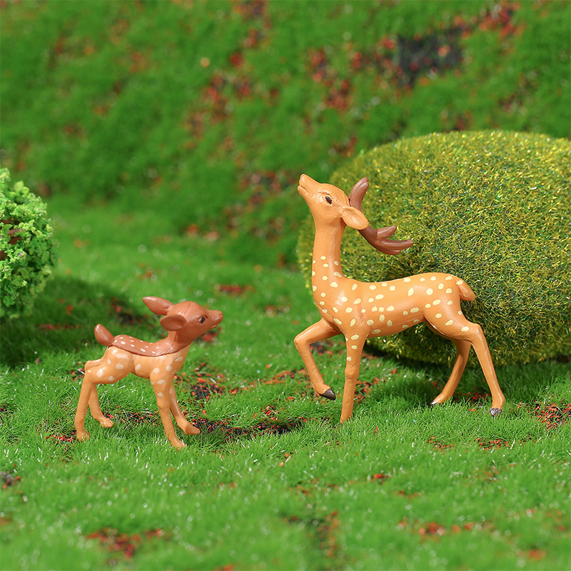 Lovely Sika deer a mossy micro landscaping pieces succulent pot ornaments ornaments doll ornaments-image-724796937