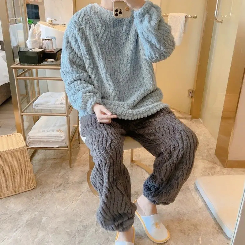 Mens Pajama Sets Winter Warm Thick 2 Piece Set Coral Fleece Loose Long Sleeve Solid Color Homewear O Neck Fashion Pajama Sets 240819