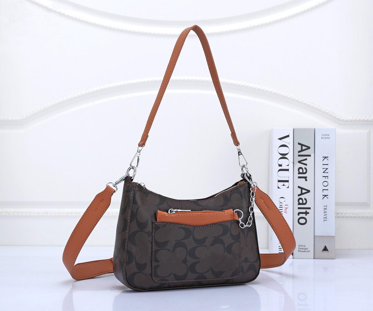 Designer Femmes CC Cross Body Sac Toile De Luxe Designer Totes Sac Italie Vintage Mode Messengers Épaule Sac À Main Lettre Imprimer Sac À Dos Sac
