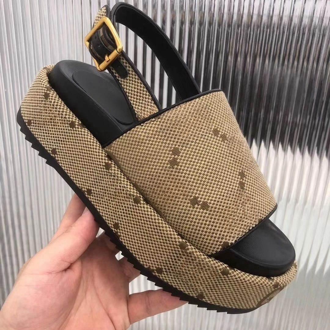 Slippers Sandal Slide Macaron thick bottom non-slip soft bottom fashion house slipper women wear beach flip-flops-image-959228881