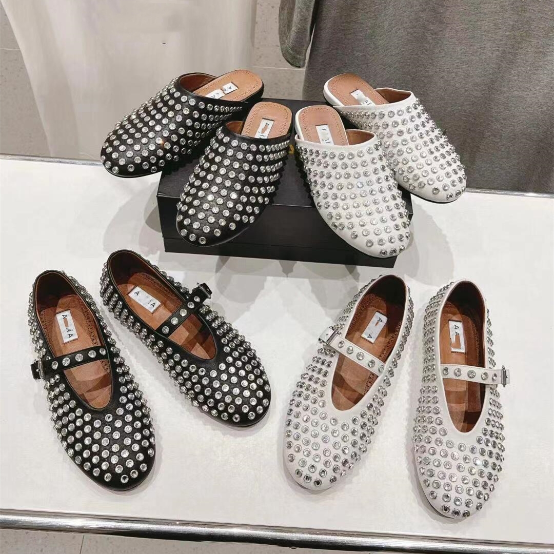 2024 New Designer Ballet Shoes Womens Casual Flats Designer Sandals Slippers Round Head Rhinestone Boat Shoes Luxury Leather Riveted Mary Jane Shoes