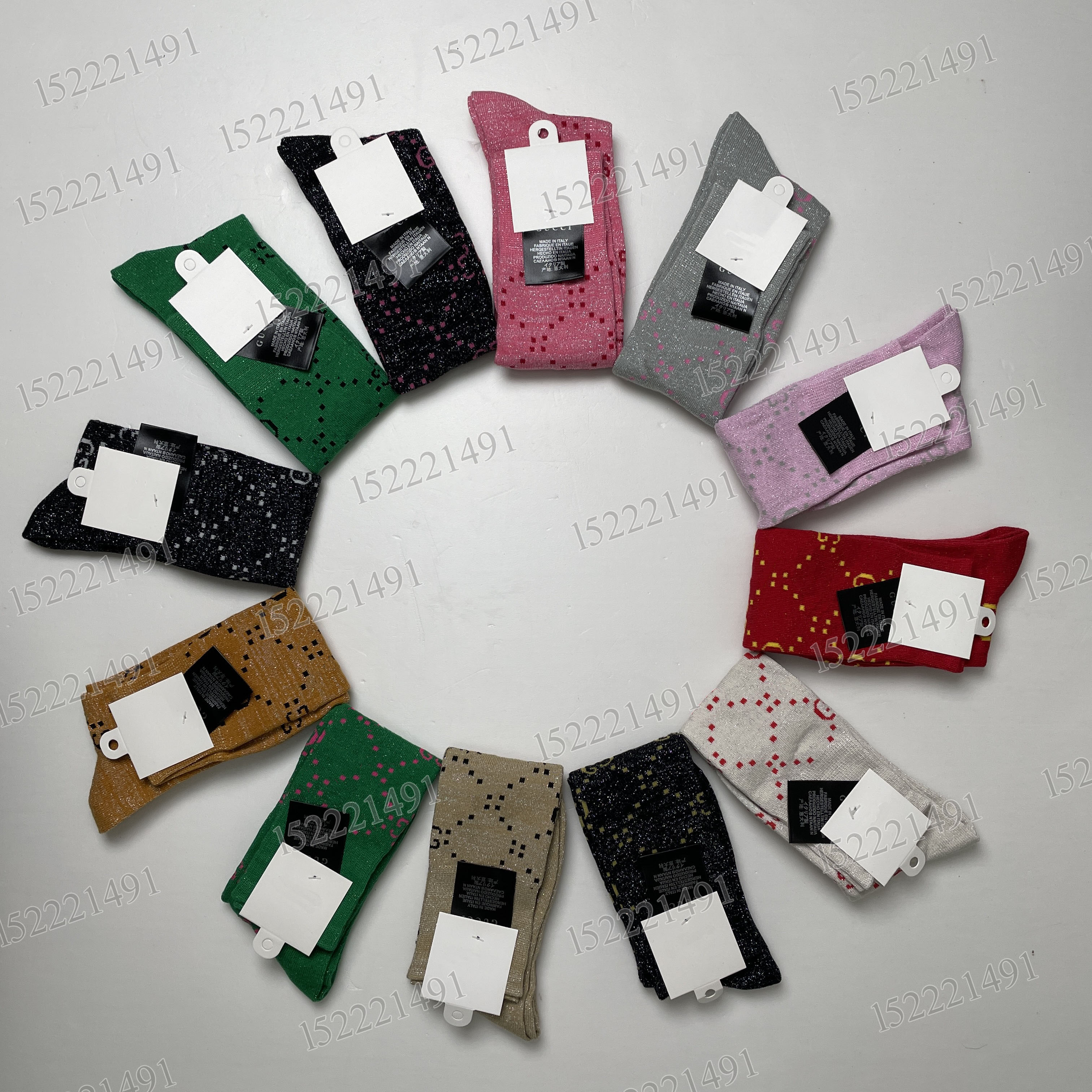 Lettre d'automne et d'hiver Gold Silk Choques chaussettes épaisses chaussettes de fil pile les chaussettes de la couleur des chaussettes de jambe