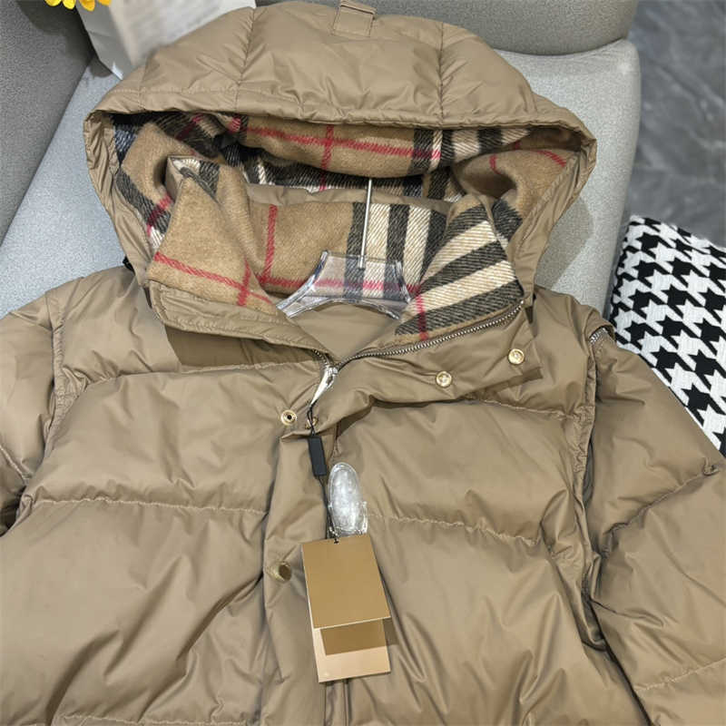 Burbcoats Veste d'hiver classique femmes manteaux à capuche courte doudoune de luxe rétro à carreaux doublé capuche intérieure matelassée manteau