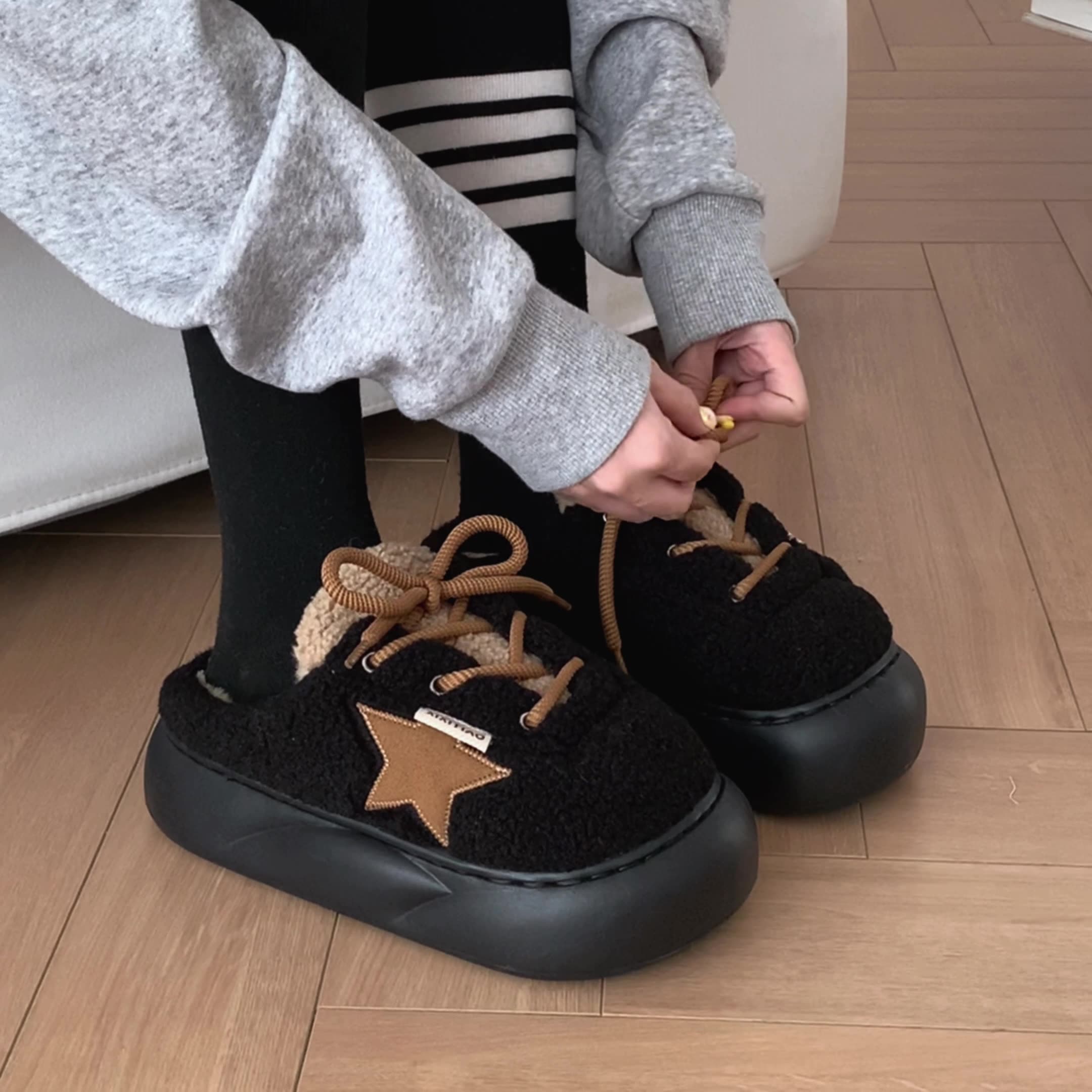 Slippers Fun Cute for girls Fashion Kawaii Fluffy winter warm women color matching vintage lamb wool b217