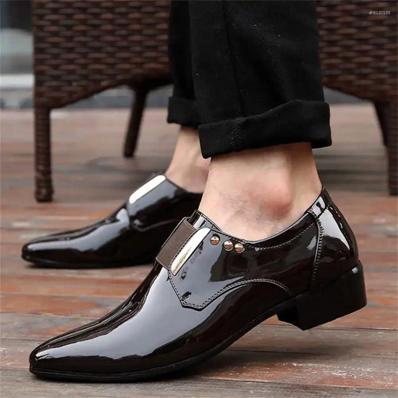 Chaussures habillées banquet taille 40 homme talons formels pour hommes cool sneakers han fournisseurs de sports jolis tenks de base
