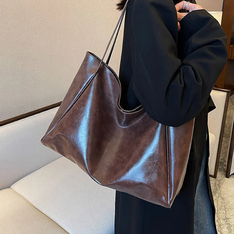 Women Large Capacity Soft Leather Shoulder Bag Retro Handheld Bucket Bag Large Capacity Shopping Bag Plain Color Women Pouch High Quality