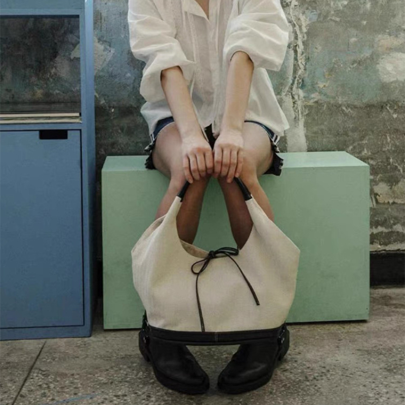 South Korean Niche Patchwork Shopping Bags Canvas Womens New Large Capacity Commuter Handbag All-match Shoulders Underarm Bag