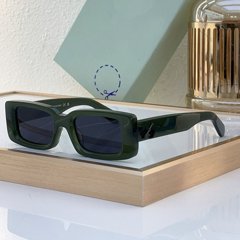 Luxury Designer Womens Arthur Sunglasses Classic Square Full Frame Red And Blue Lenses Fashion Sunglasse OE RI127 Mens Trend UV400 Glassess With
