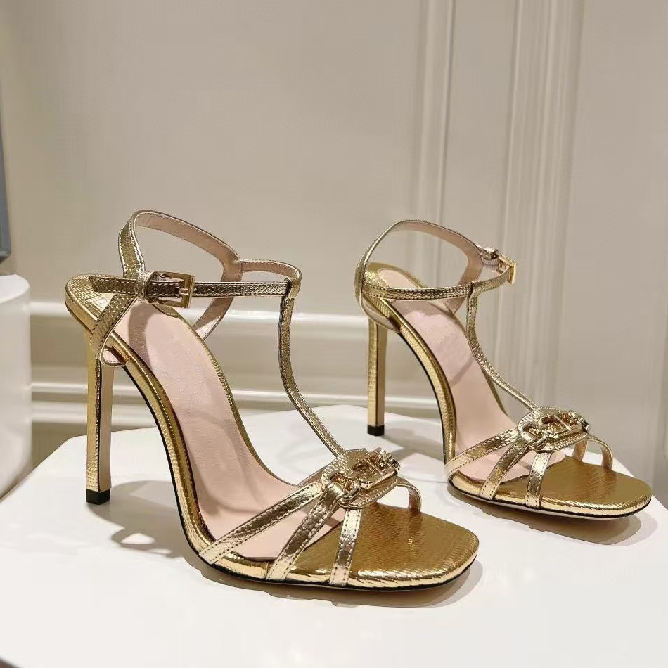 Sandales de marque de qualité supérieure 9,5 cm talons hauts Chaussures de créateur de luxe Femmes en cuir élégant Sandale Sandale Imprimé Boucle
