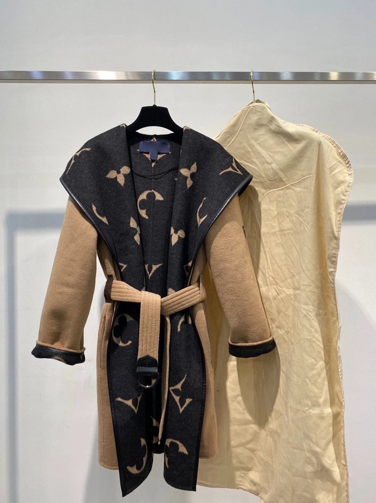 Designer Womens Cape Autumn and winter woolen cloak coat belt waist slim hooded jacket windbreaker print coats fashion style women loose