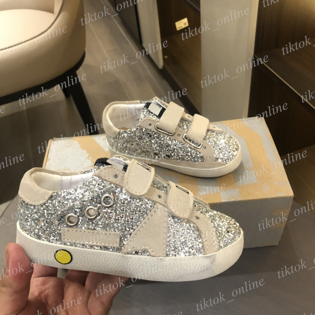 Kids Sneakers Designer Star Dirty Low Chaussures Garçons Filles Italie Luxe Super Plateforme Blanc Rose Rouge Bleu Mocassins Livraison Gratuite