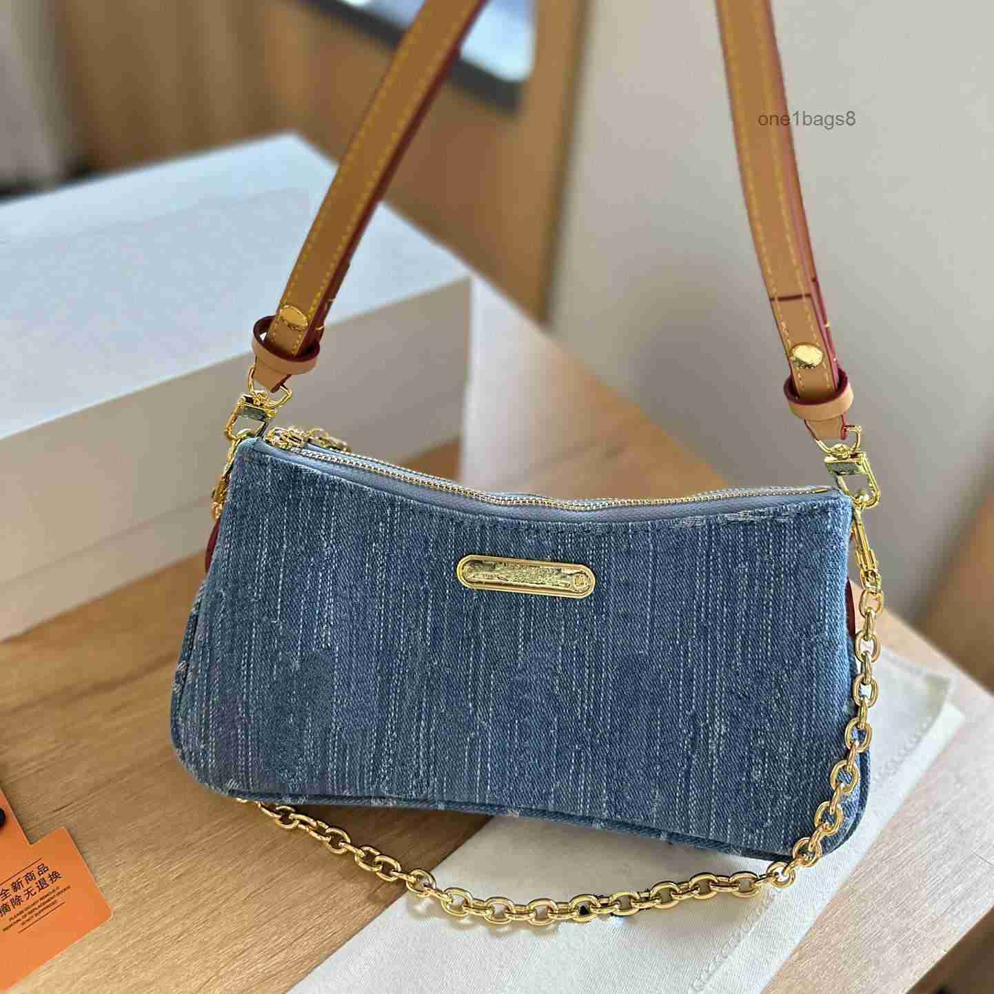 Sacs à bandouliers Sacs à bandoulière Designer Pochette Sac Chain de chaîne Sac à bras double ferme Hobo Old Flower Vintage Classic Femmes Purse