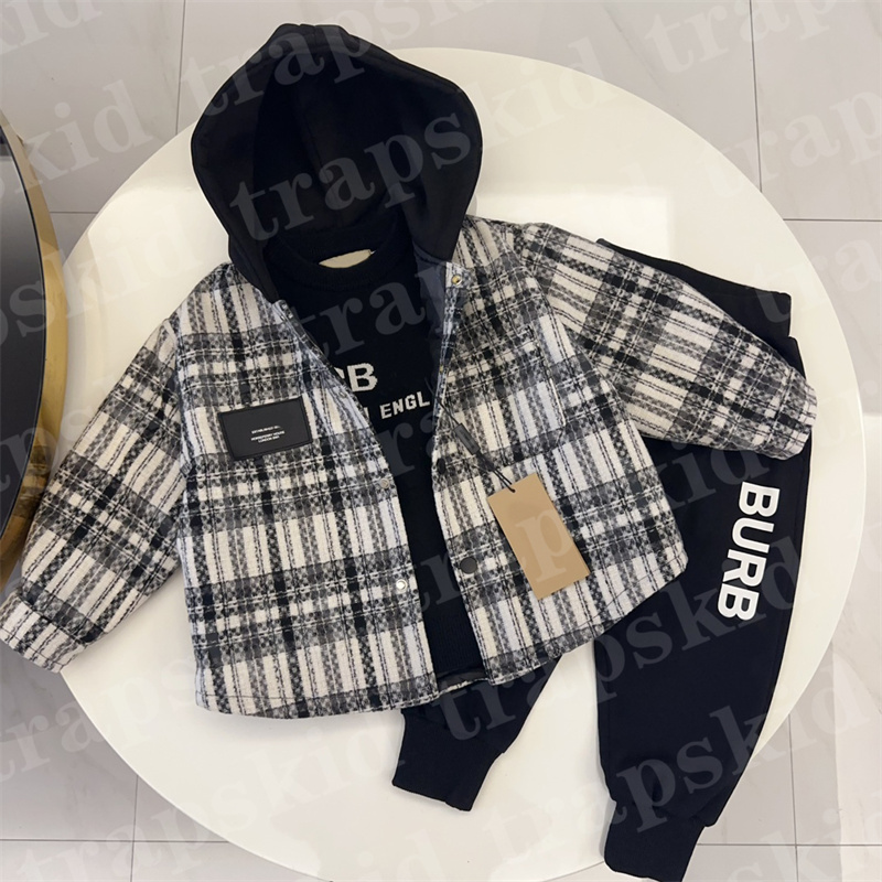 Designer Boys Winter Coat Set Fashion Kids Brand Sweater Pants 3pcs Set Coat Set Children Sports Jacket Hoodie With Pants Brand Tag AYD2411073