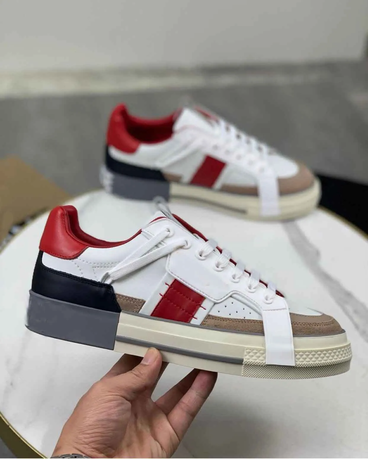 Factory Wholesale Calfskin 2.Zero custom Sneakers Shoes With Contrasting Outdoor Trainers Famous Casual Walking Discount Footwear EU38-46