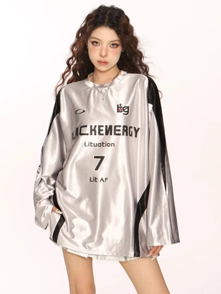 Adagirl Silvery Letter Imprimer des t-shirts surdimensionnés pour les femmes Patchwork Patchwork Sports Long Mancors Retro Hip Hop Tees décontrac