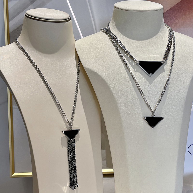 Luxury Golden designer necklace for women men necklaces Clavicle Silver Chain Triangler Pendant Necklaces Top Quality diamnod designers Jewelry B