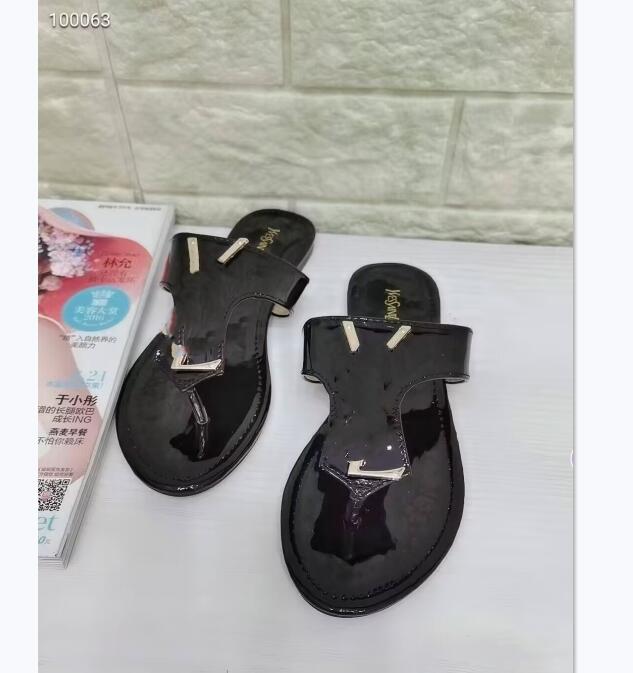 Sandales de créateurs sandales pour femmes glissements de mode d'été Salle Sandales décontractées pantoufles de luxe sandales créatrices de créat