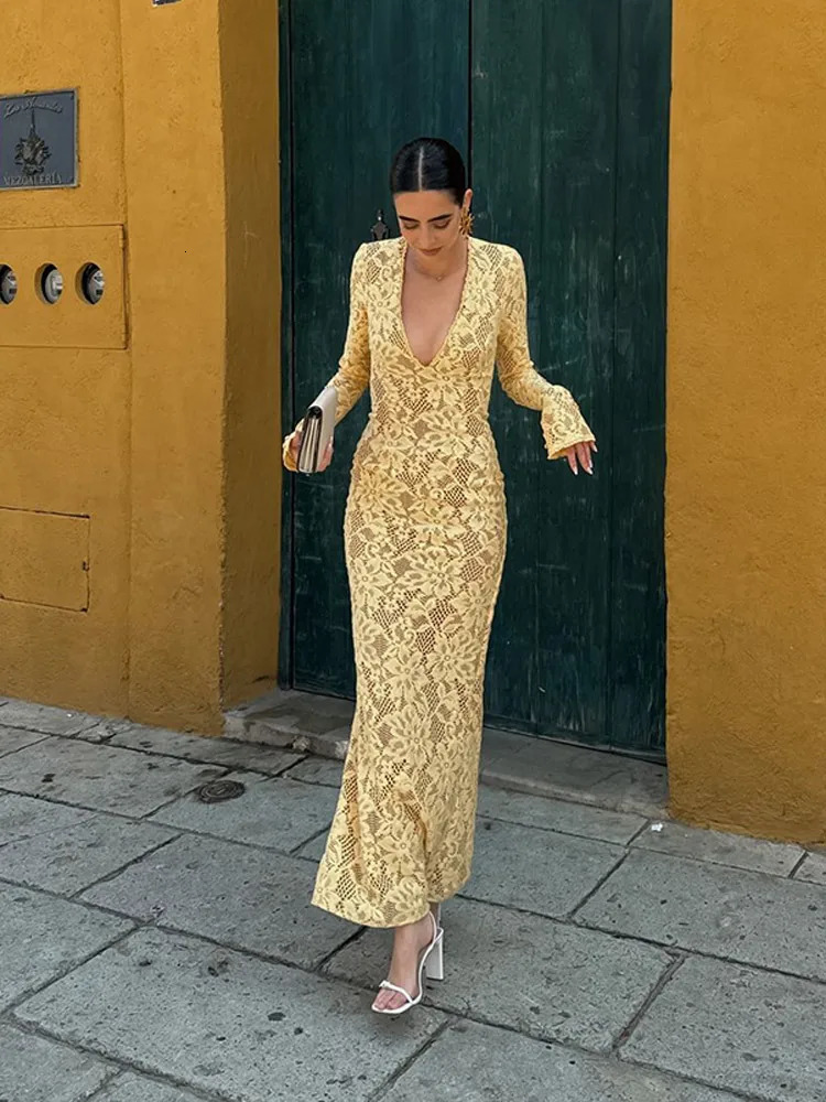 Elegance Vneck Cutout Lace Longsleeved Gowns Sexy Solid Color See Through Slim Fit Long Dresses Party Lady Vestidos 241108