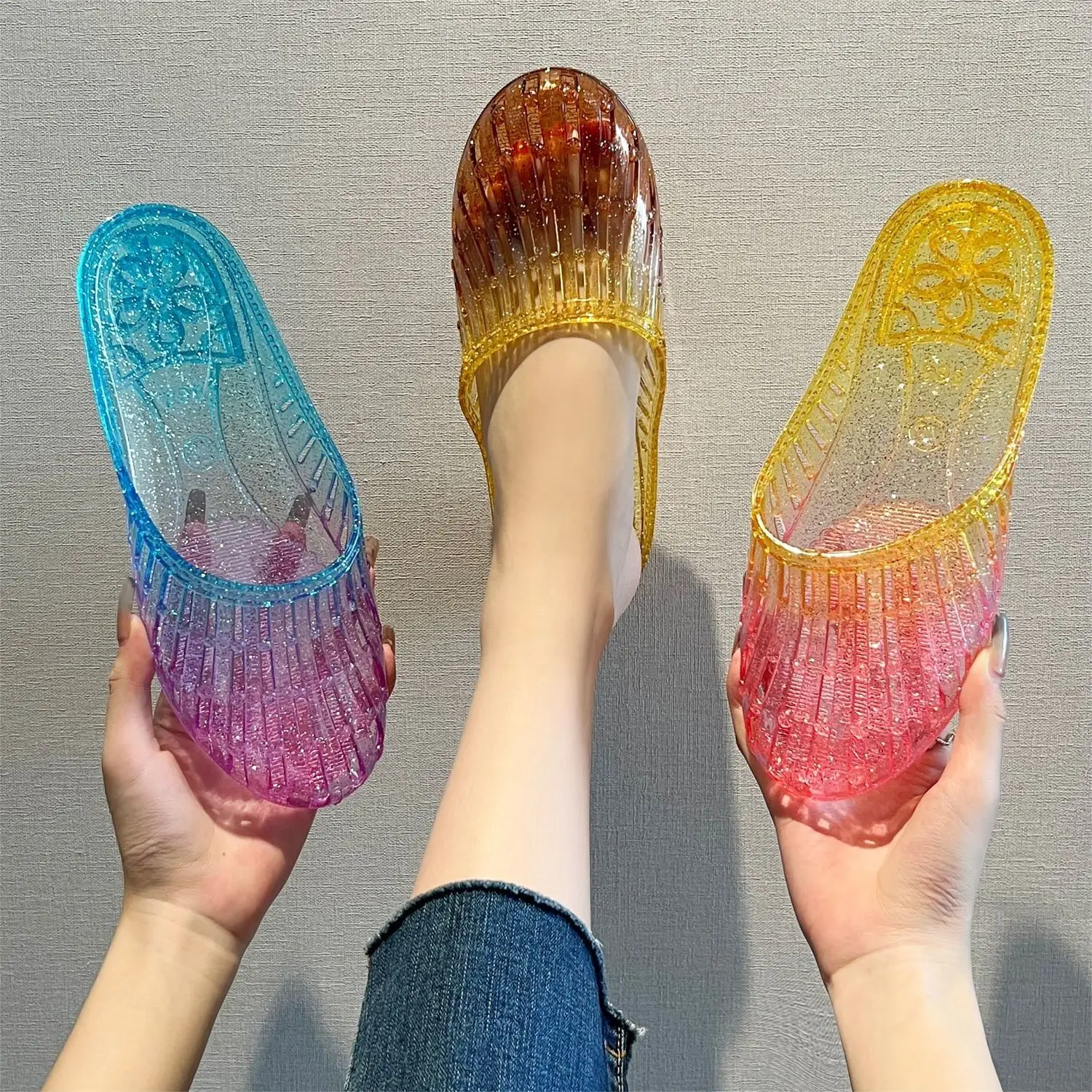 Women Ladies Garden Slippers Mules 2023 New Beach Shoes Wedges Slides Party Sandals Platform Zapatos De Mujer Jelly Slides Cool