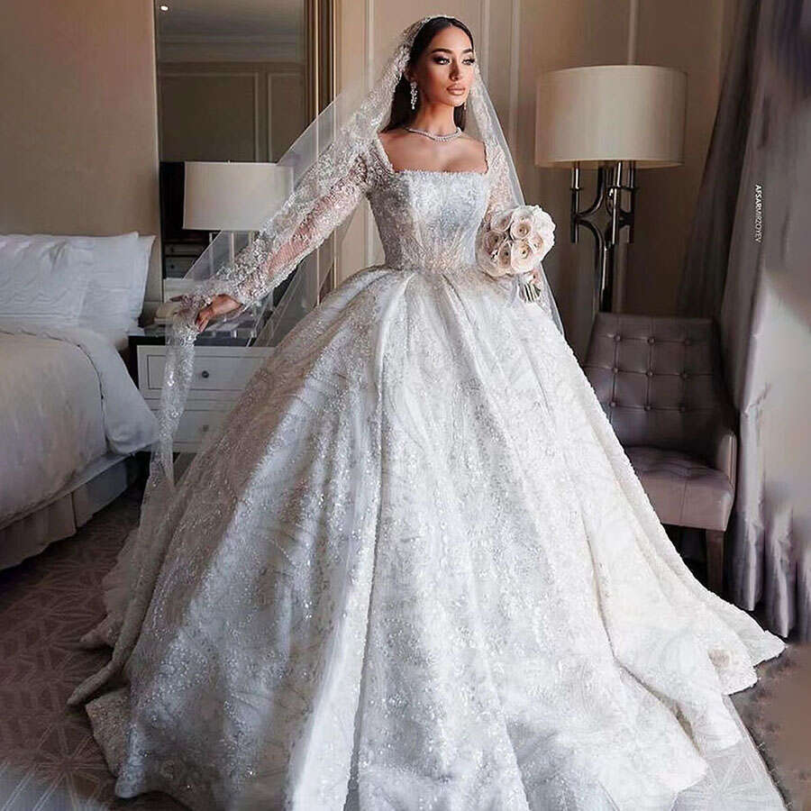 2025 Arabic Wedding Long Sleeve Princess Elegant Beaded Pearls Ball Gown Bridal Dress Women Dubai Vestidos De Novia legant