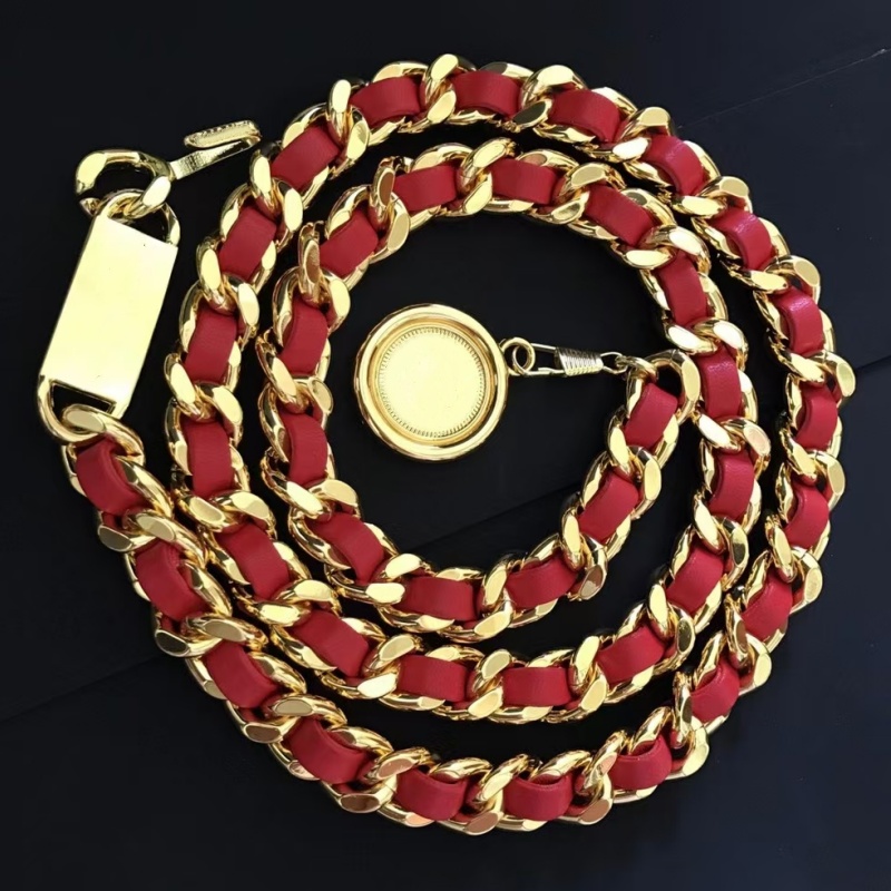 Lettres de luxe plaquées jaunes de haute qualité Tag Colliers de chaîne en cuir Beltchain Beau cadeau pour les filles bijoux Gift
