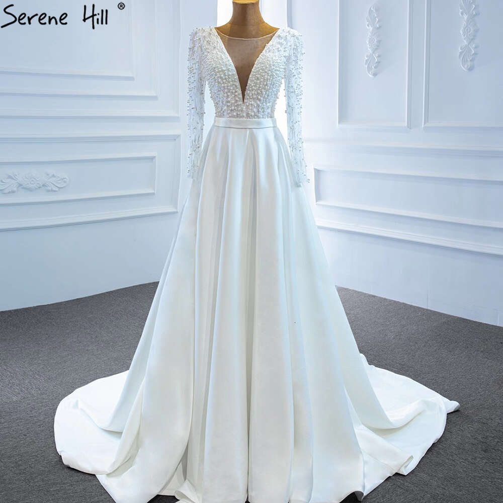 Satin Serene Hill White Split Split Elegant Robes de soirée Robes à manches longues Perles de perles pour femmes HM