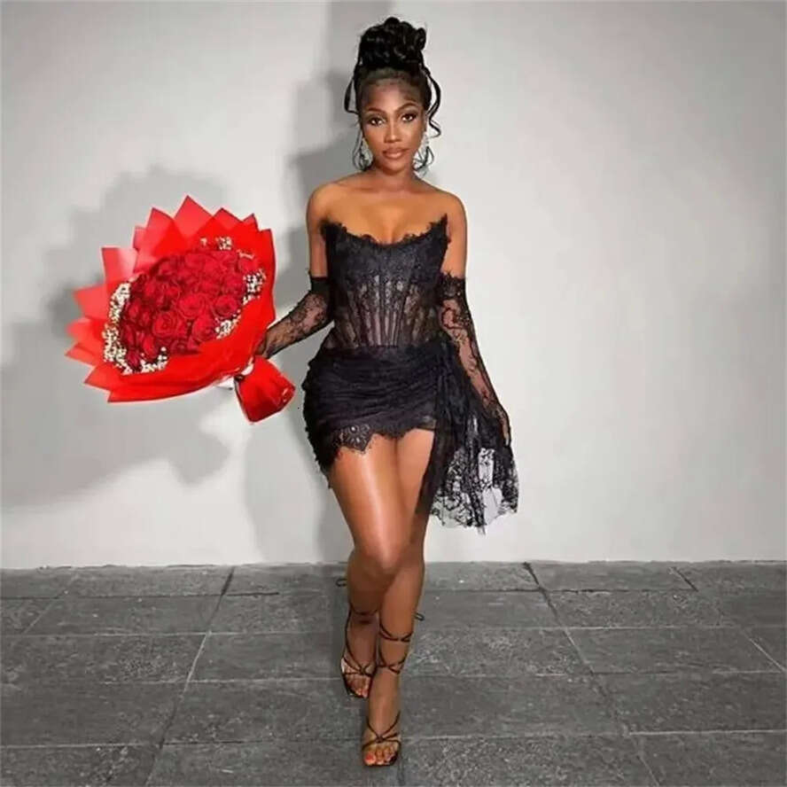 Robe de bal sirène en dentelle noire élégante avec des gants pour femmes - Robe d'anniversaire de style corset court