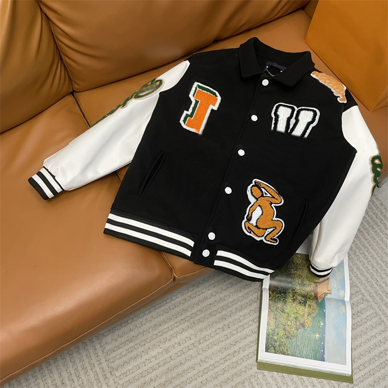 Designer 1 1 Flocking Leather sleeves Baseball Coat Uniform Jacket High Quality Single Breasted Warm Jackets Couples Women Men Varsity Coats Men