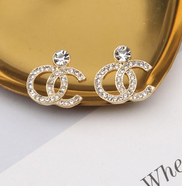 20style Luxury Brand Designers Letters Stud 18K Gold Plated Geometric Famous Women 925 Silver Crystal Rhinestone Earring Wedding Party Jewerlry