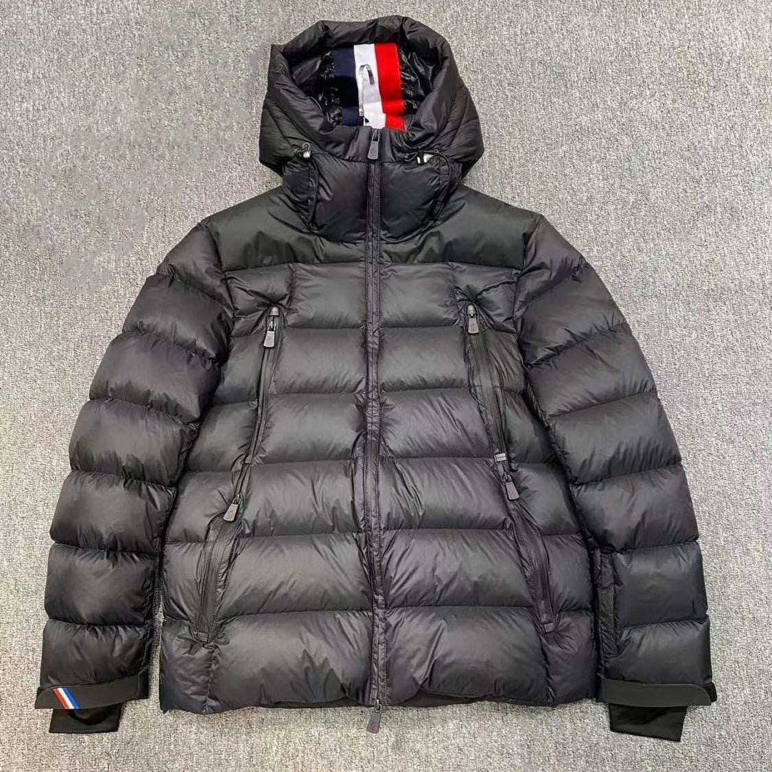 Designer Mens Puffer Puffer Veste Down Coats Parkas Anniversaire Vestes d'hiver Taille asiatique M / L / XL / XXL / 3XL / 4XL