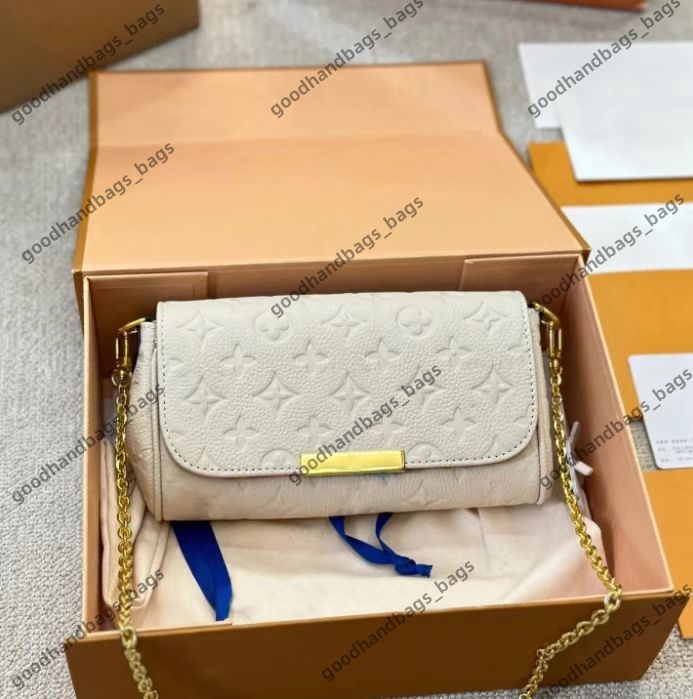 Top Qualitys Luxurys Designer Femmes Messenger Sacs de soirée Fashion Womens Sac à épaule femme Tapés Hands Sac à main Femme Sac à dos # 5888
