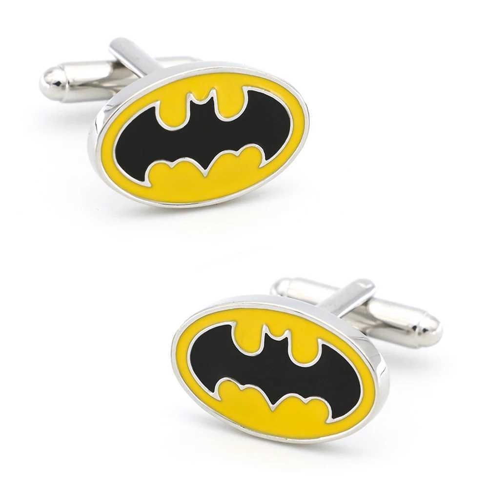 Mens Bat Mens Cufflinks Yellow High Quality Brass Material Superhero Amateur Design Cufflinks Wholesale and Retail W241109
