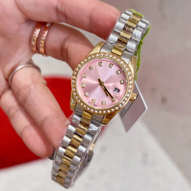 Les femmes en or de luxe regardent la marque de bracelet de 28 mm de créateurs de 28 mm de bracelet Diamond Lady Montres pour les femmes de la fê
