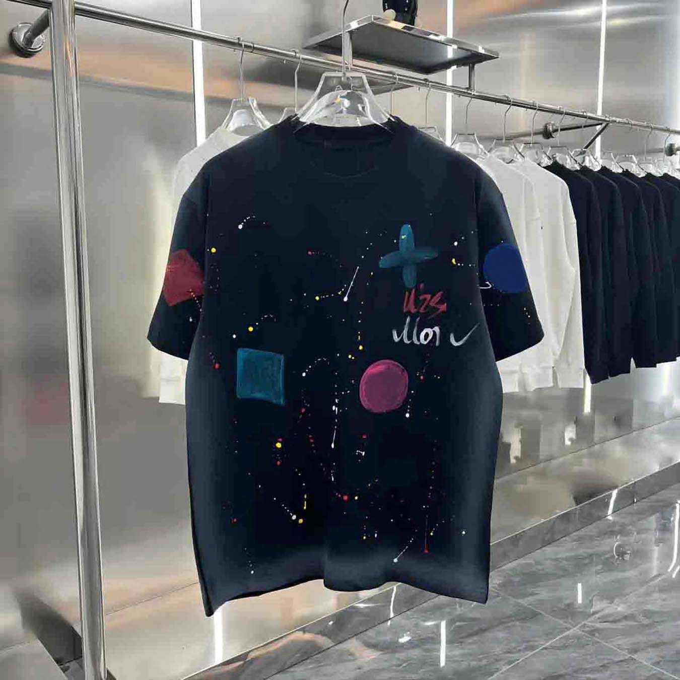 Mens T-shirt Designer T-shirt 3D Lettres imprimées Styliste décontractée Summer Souhoring Vêtements Men de femmes Vêtements couples
