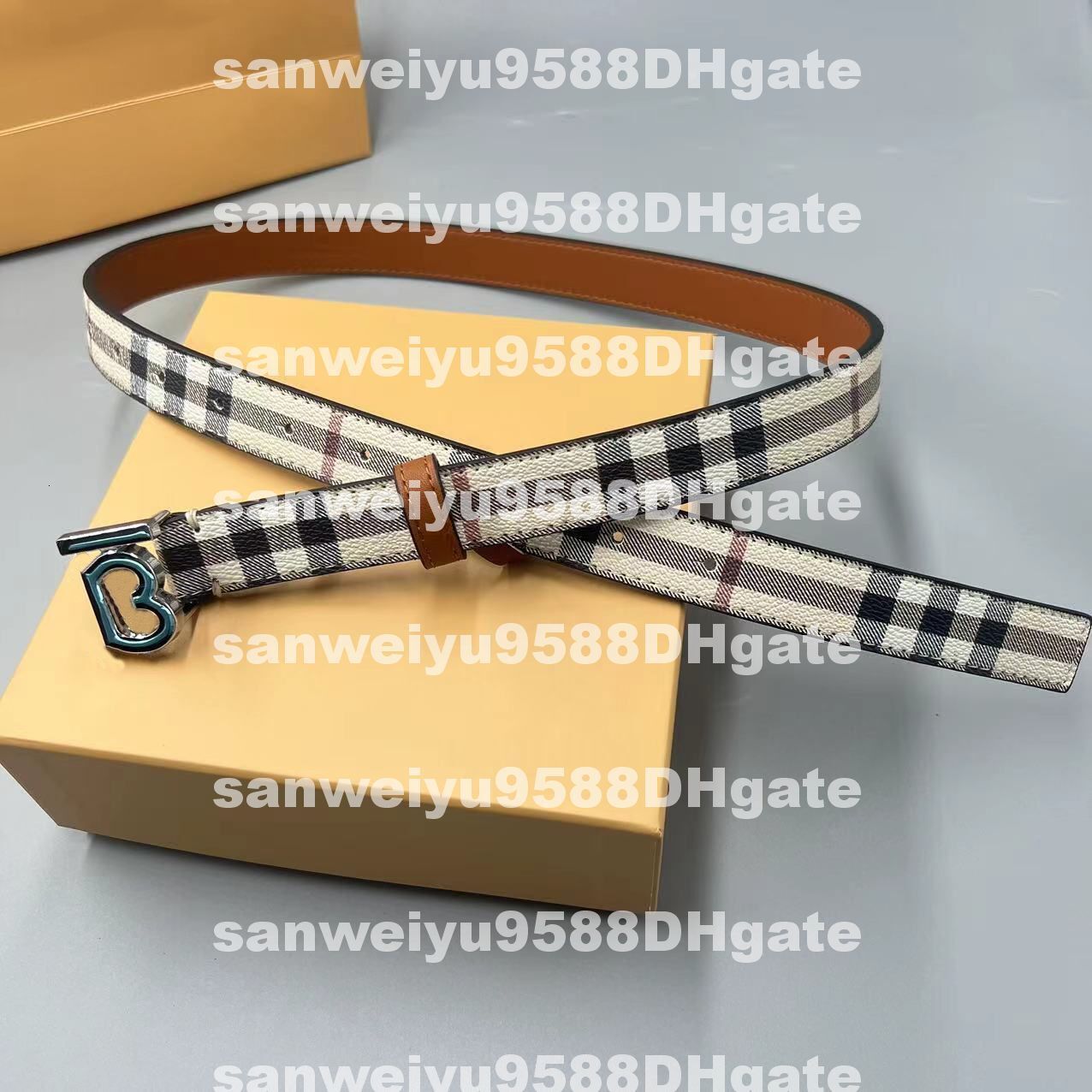 Designer Women Belt High Quality Leather Men Belt Classic Pin Buckle Smooth Buckle Fashion Casual Youth Denim Belt Size 95-125 Wholesale