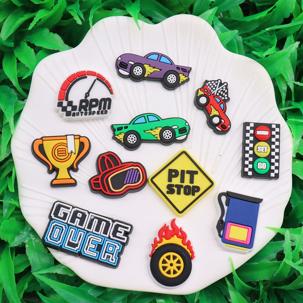 1-11pcs jeu sur la station de gaz de feu de pneu de voiture garçons cool chaussures charmes accessoires de boucle diy cadeaux de fête pour enfant
