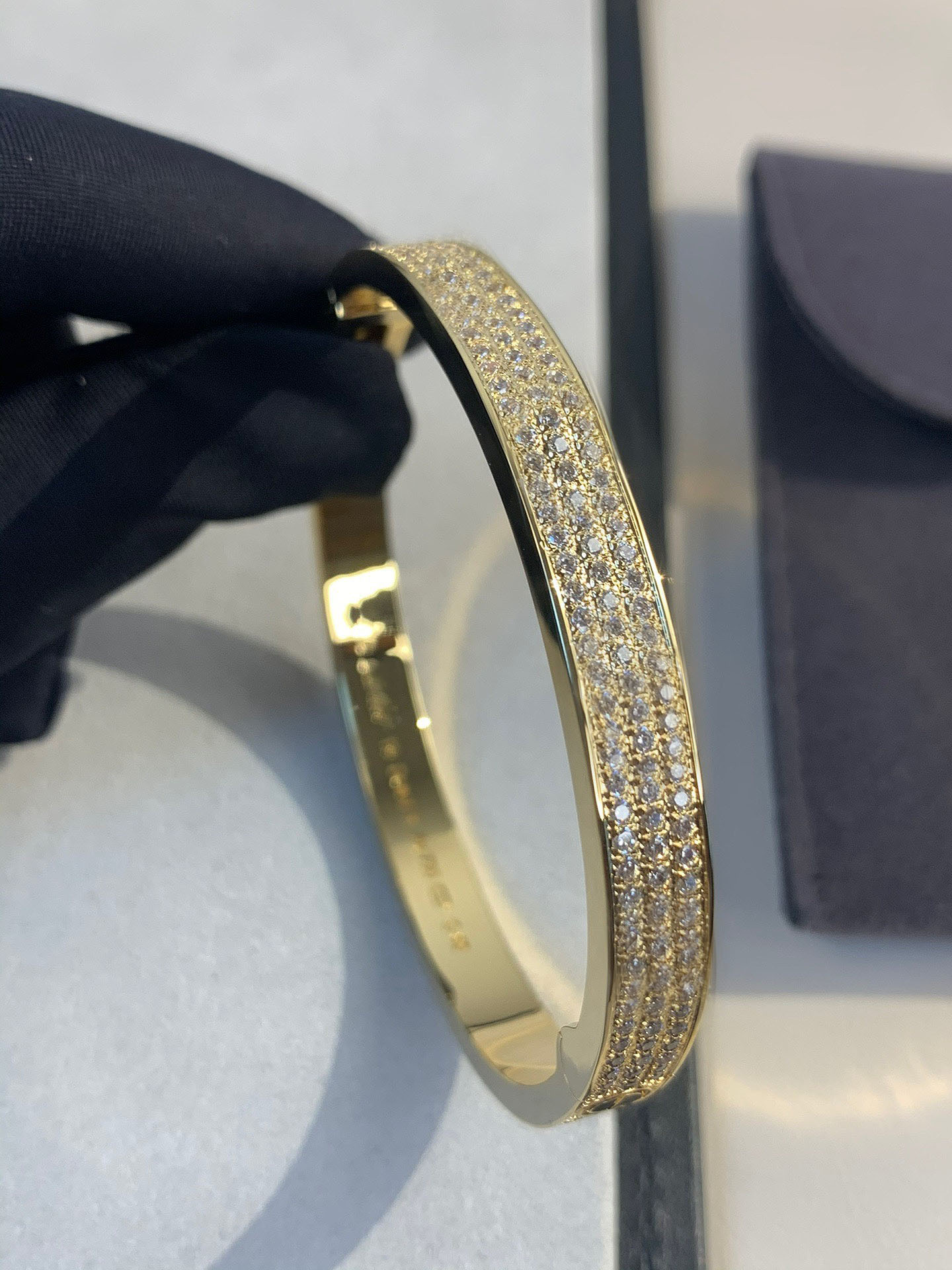 luxury Thick bracelet for women top quality bracelet Lover Bracelet Designer 18k gold Starry Sky Full Diamond Bracelet with diamond couple bracel