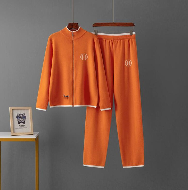 NEW Hermrse Women's Tracksuits Knitted Suit Brand Knitted Casual Suit Sweater Pants 2 Piece Set Designer Tracksuit Luxury Hermrse Hoodie Fashio