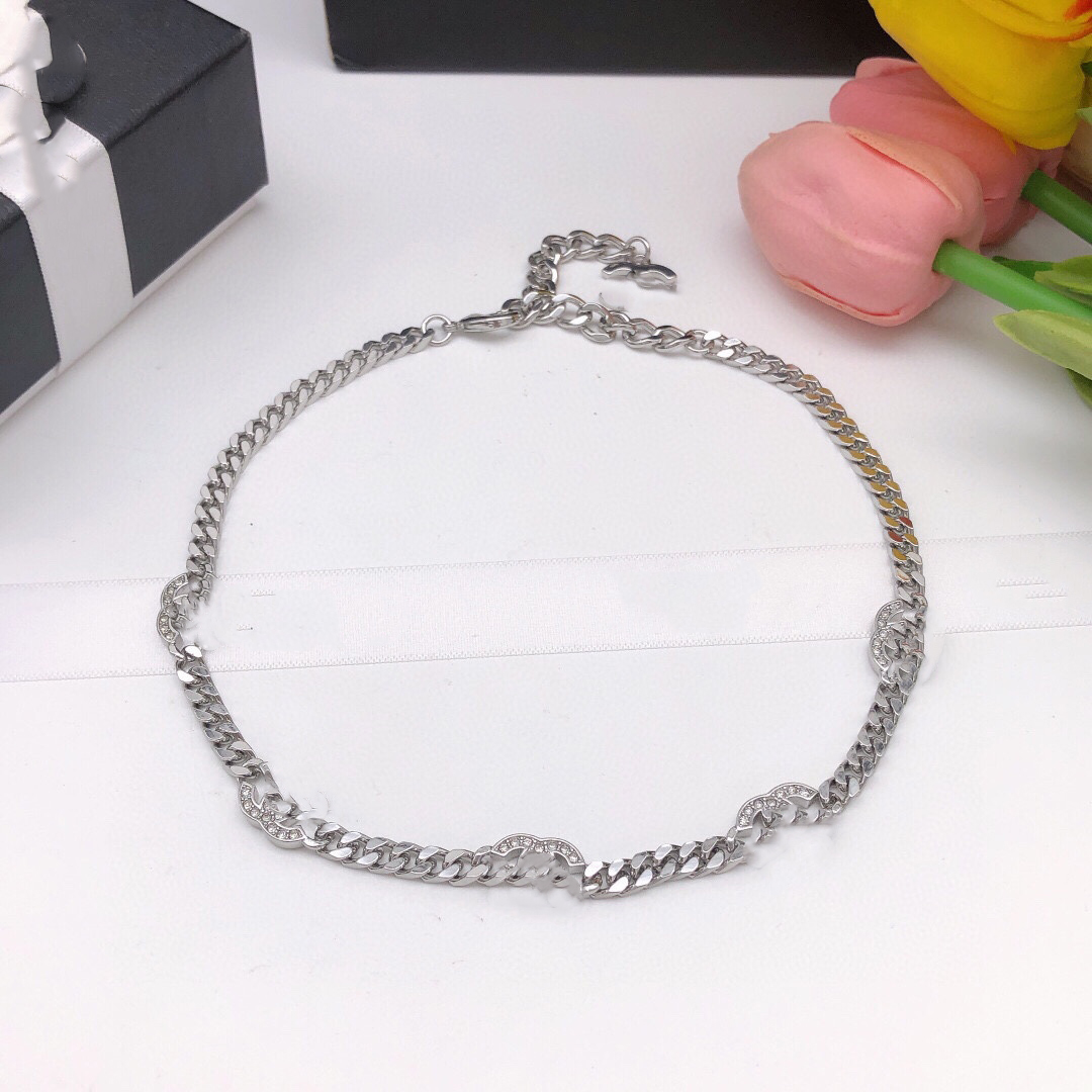 Designer Top Quality Pendant Necklaces Classic Gilded Heart chokers C for Women Letter C silver Necklace Jewelry CClies Party Gift 324-image-964088732