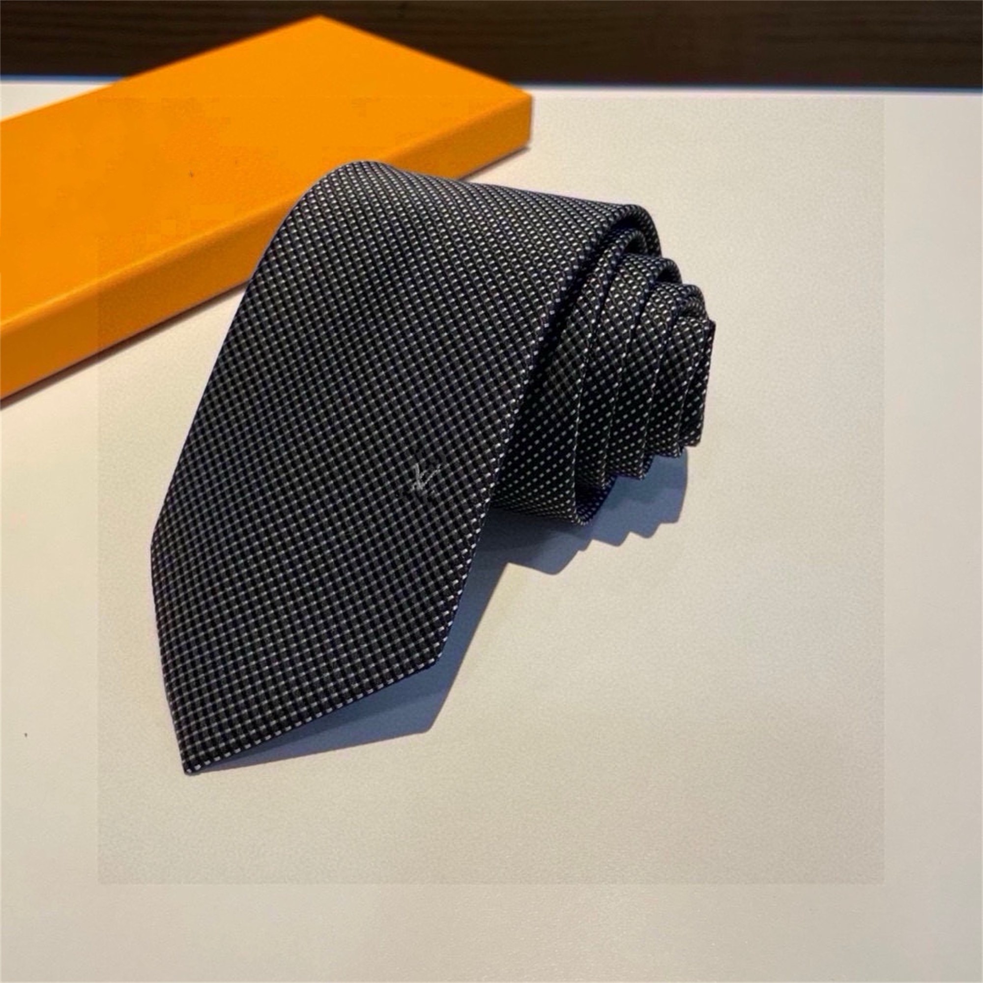Designer Army Neck Stripe Embroidered Green Men Silk Business Casual Fashion High Quality Bow Ties Tie-image-1075956712