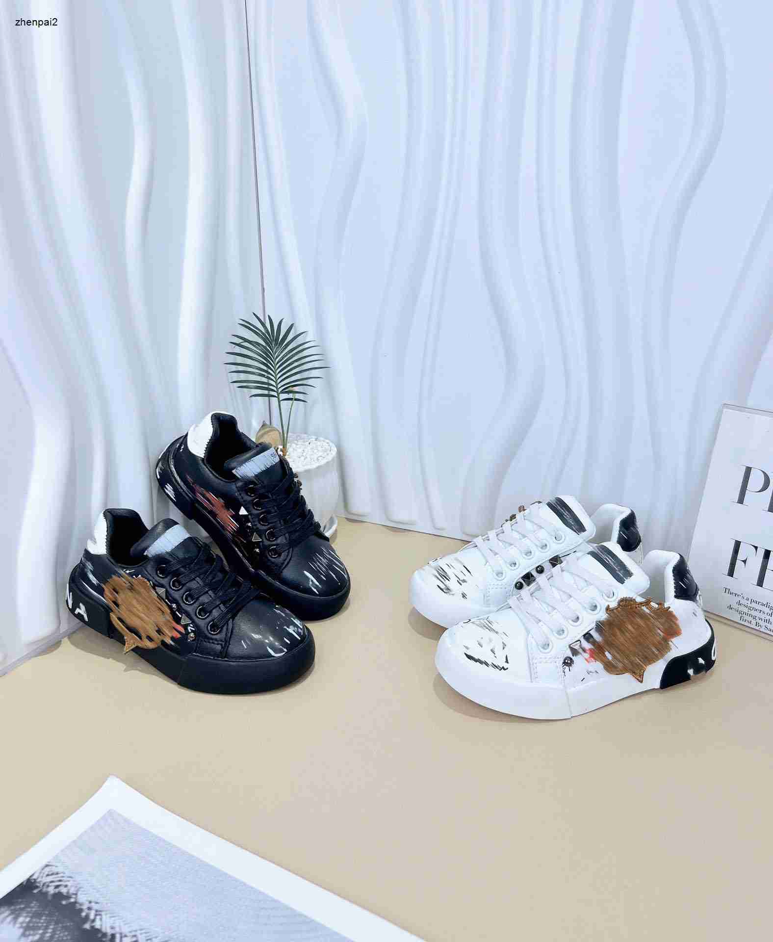 Luxury baby Sneakers Emblem embroidery design kids shoes Size 26-35 Box protection girls Casual board shoes boys shoes 24April-image-963847980