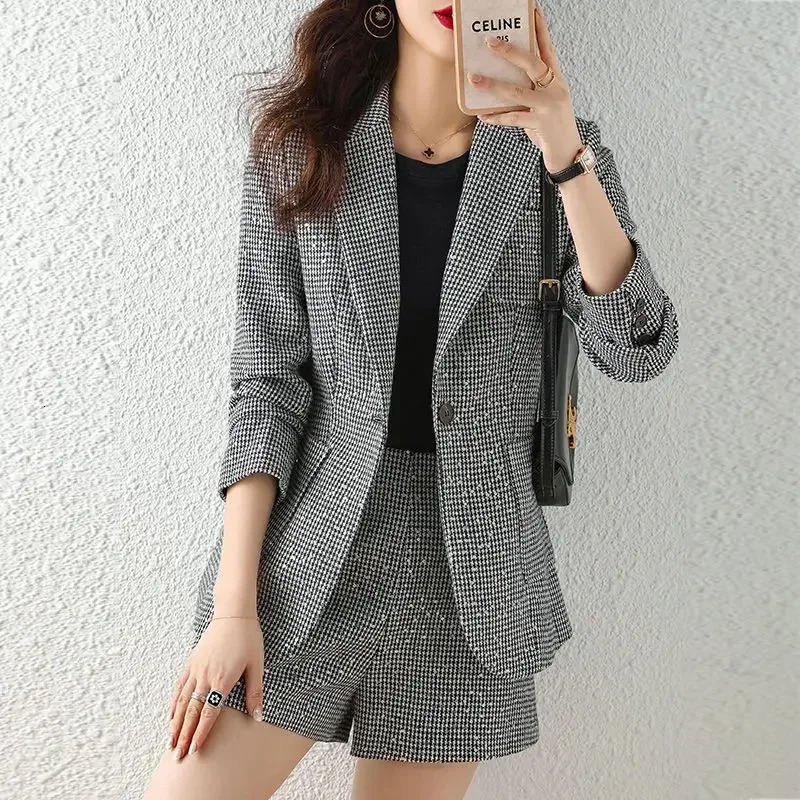 Womens shorts set business flat pants classic jacket and womens shorts fashionable and elegant summer set all E84 241112
