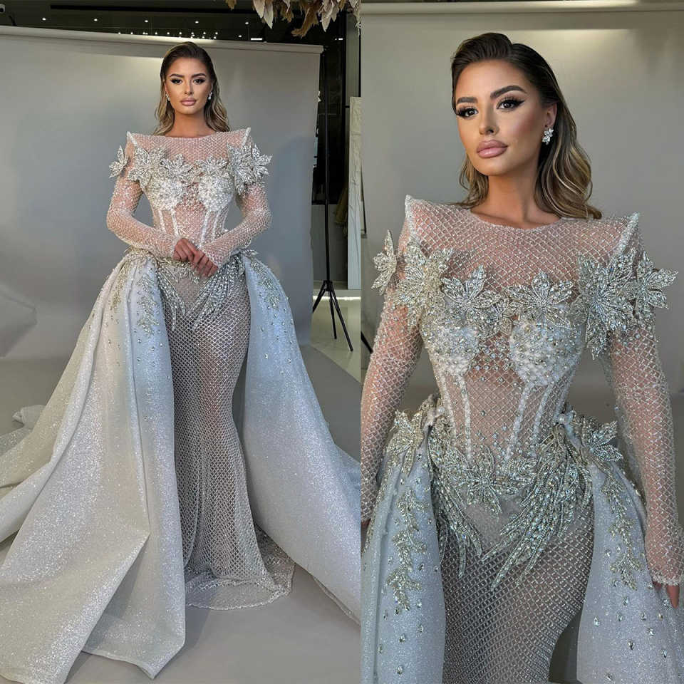 Robes de mariée de sirène sexy voir à travers les robes de mariée à travers des fleurs en cristal avec un train détachable en train d'illusion br