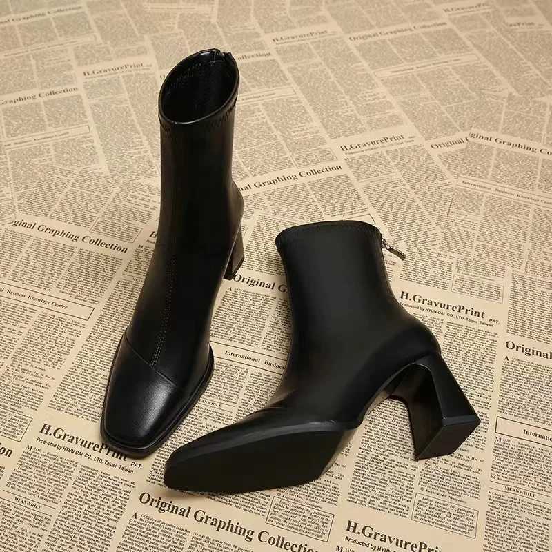 High Quality Retro ankle boots Fi square toe short sleeved boots autumn winter women Ccise thick H shoes T241113