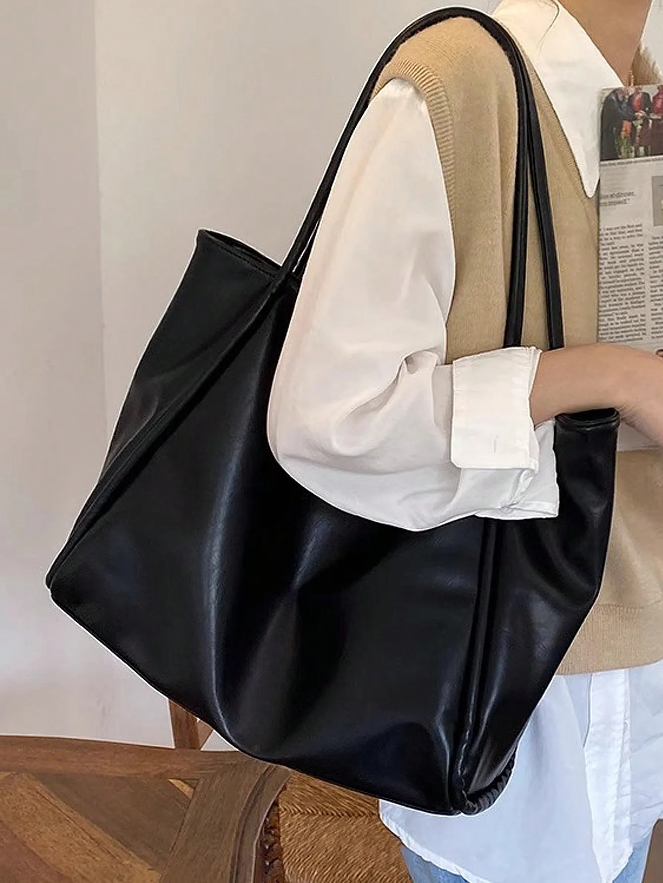 sac à main de grande capacité en cuir souple pour 2024 comprenant une niche adaptée à une utilisation portable et un sac à bandoulière unique pou